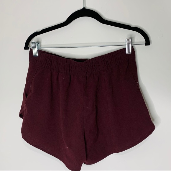 H&M burgundy short - Picture 3 of 3